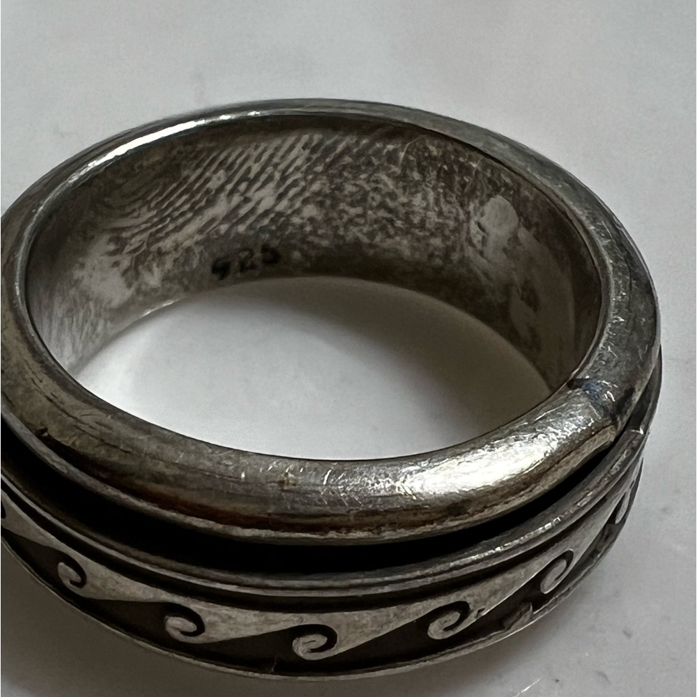 Wave fidget ring - Picture 3 of 3